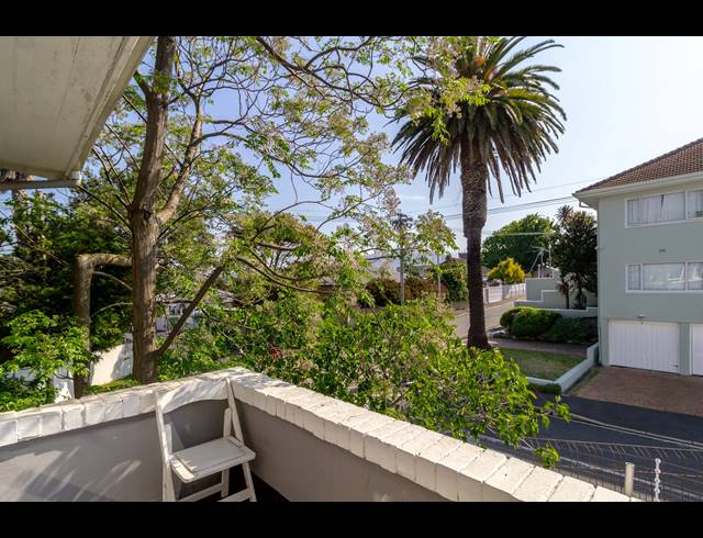 1 BEDROOM APARTMENT FOR SALE IN WYNBERG UPPER